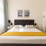 Stay Inn Apartments Stepanska