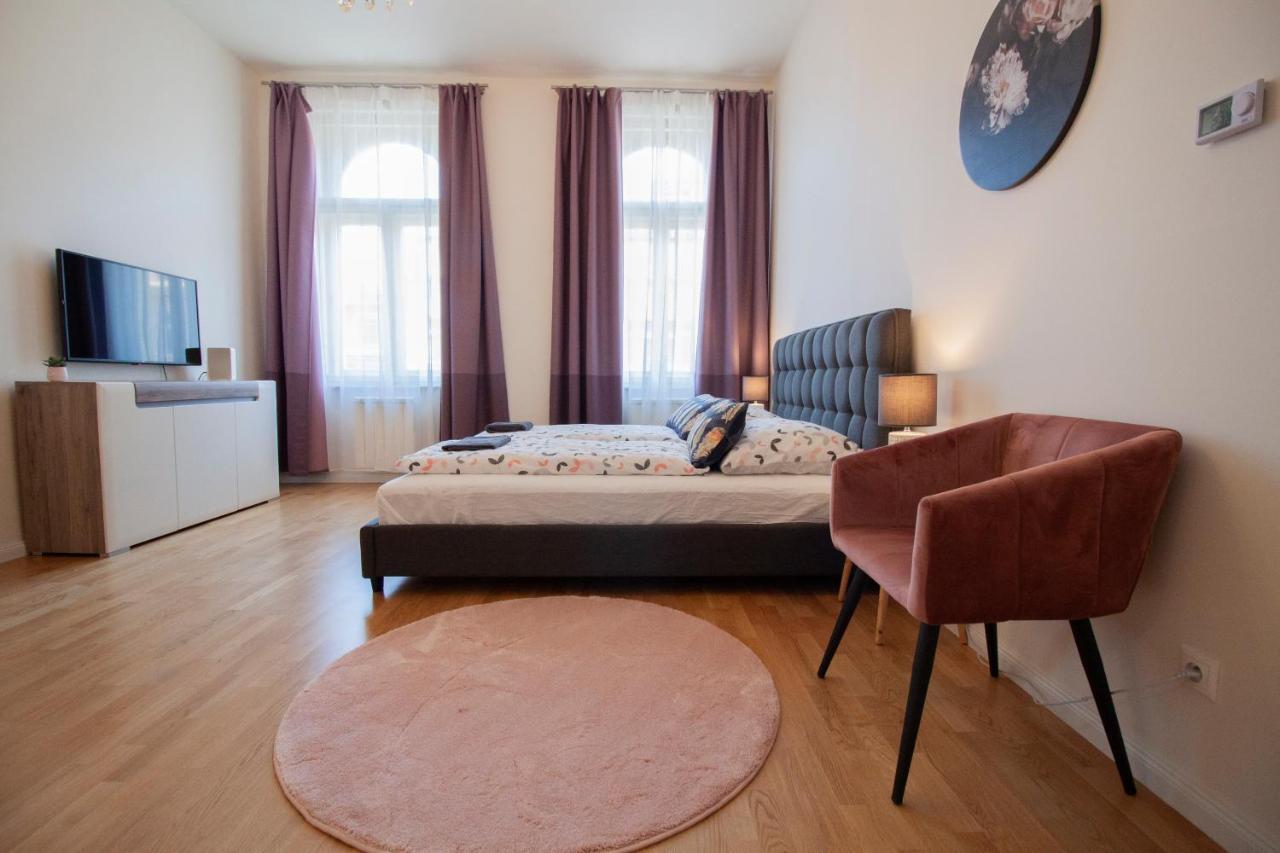 Stay Inn Apartments Stepanska